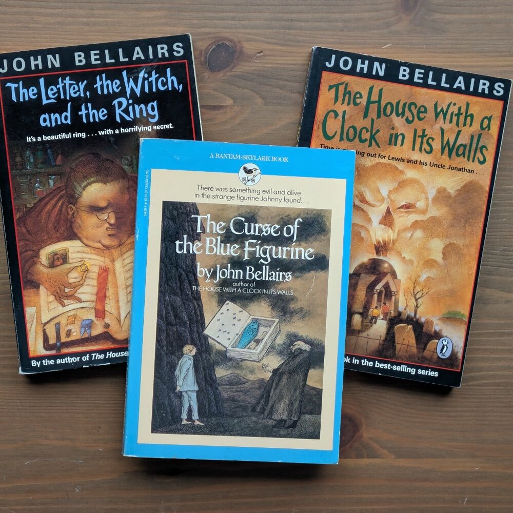 3pk Books House With Clock In Walls, Letter Witch Ring, Blue Fig John Bellairs